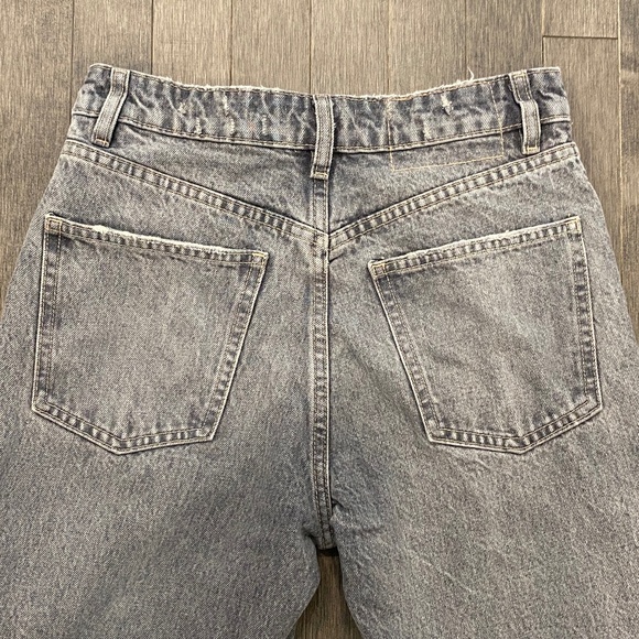 EUC Zara Gray High Waist Button Fly Cropped Jeans - Picture 2 of 7